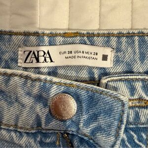 Zara Women's Light Blue Denim Jeans
